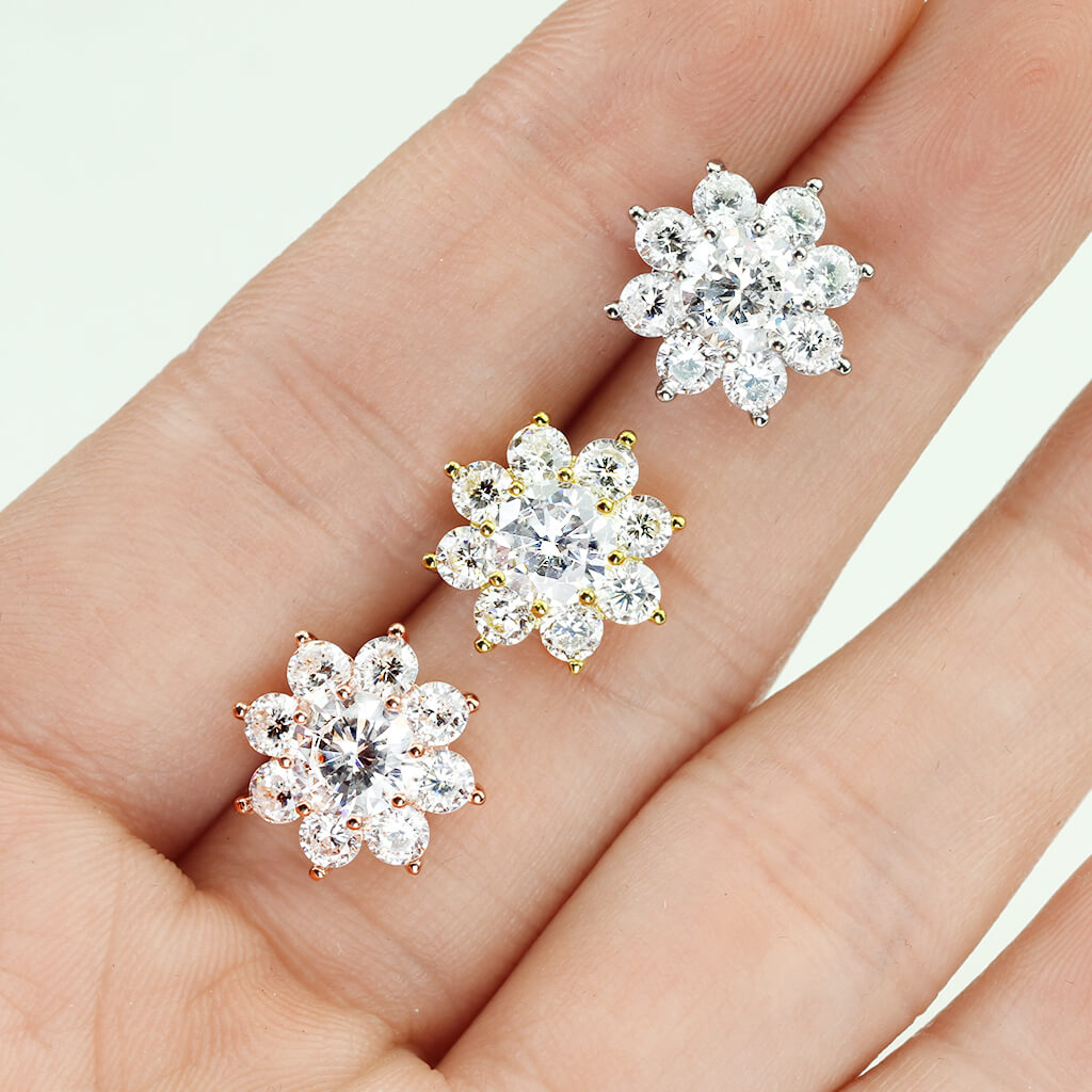 Bouton d'Oreille Fleur Zircone